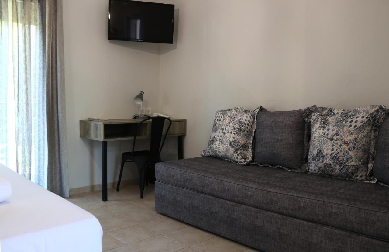 Aliston Hotel Thassos (Adults Only) Szkála Potamiász Kültér fotó