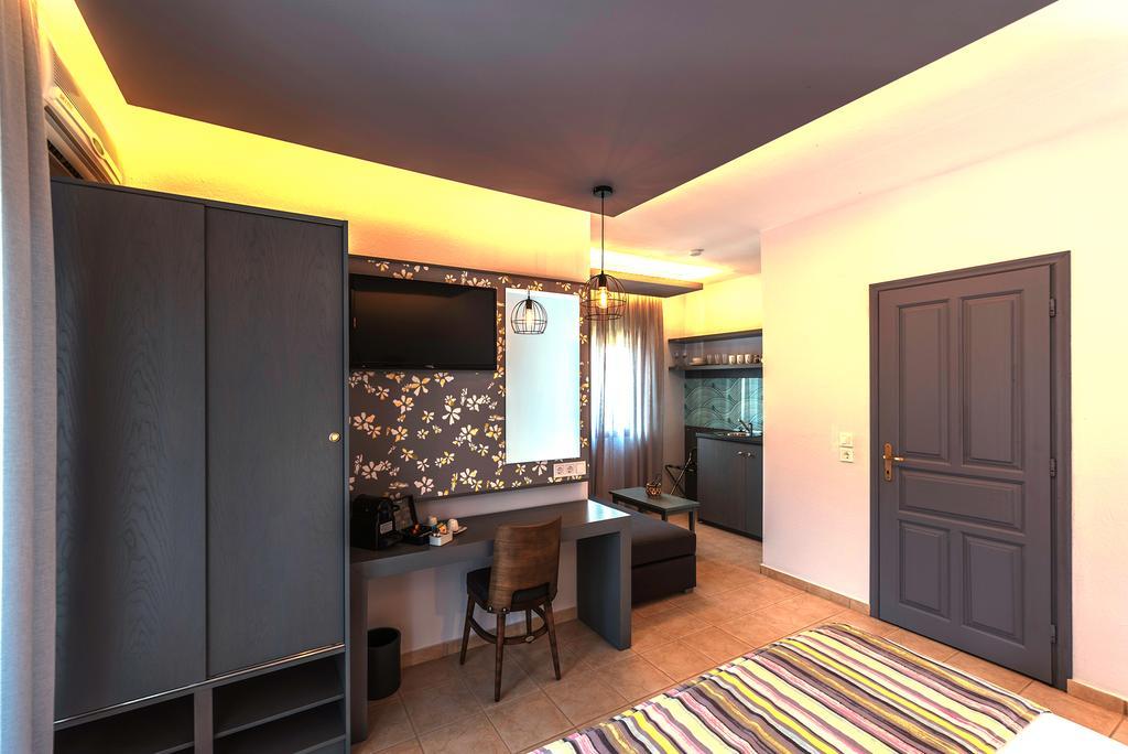 Aliston Hotel Thassos (Adults Only) Szkála Potamiász Kültér fotó
